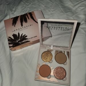 ⚠️1 LEFT!!⚠️NWT Anastasia Beverly Hills Quad Eyeshadow
